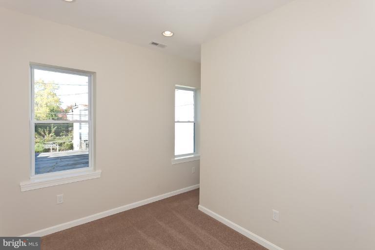 3714 Roland Avenue Baltimore, MD 21211 - Photo 6 of 23 Bedroom