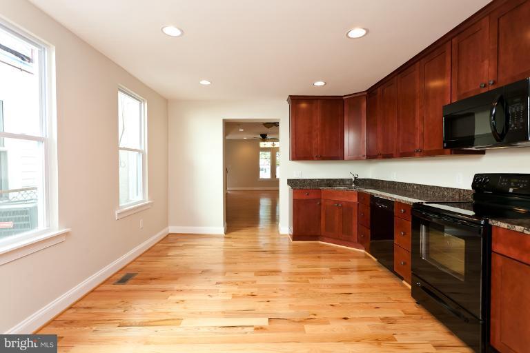 3714 Roland Avenue Baltimore, MD 21211 - Photo 9 of 23 Dining Room