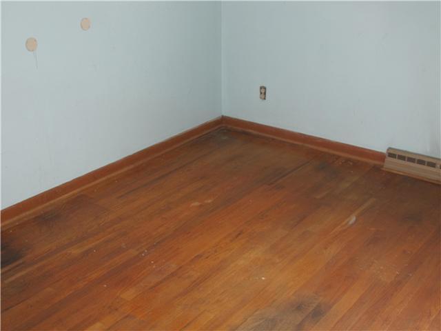 963 Moon Road Columbus, OH 43224 - Photo 9 of 13 Gallery Image 9