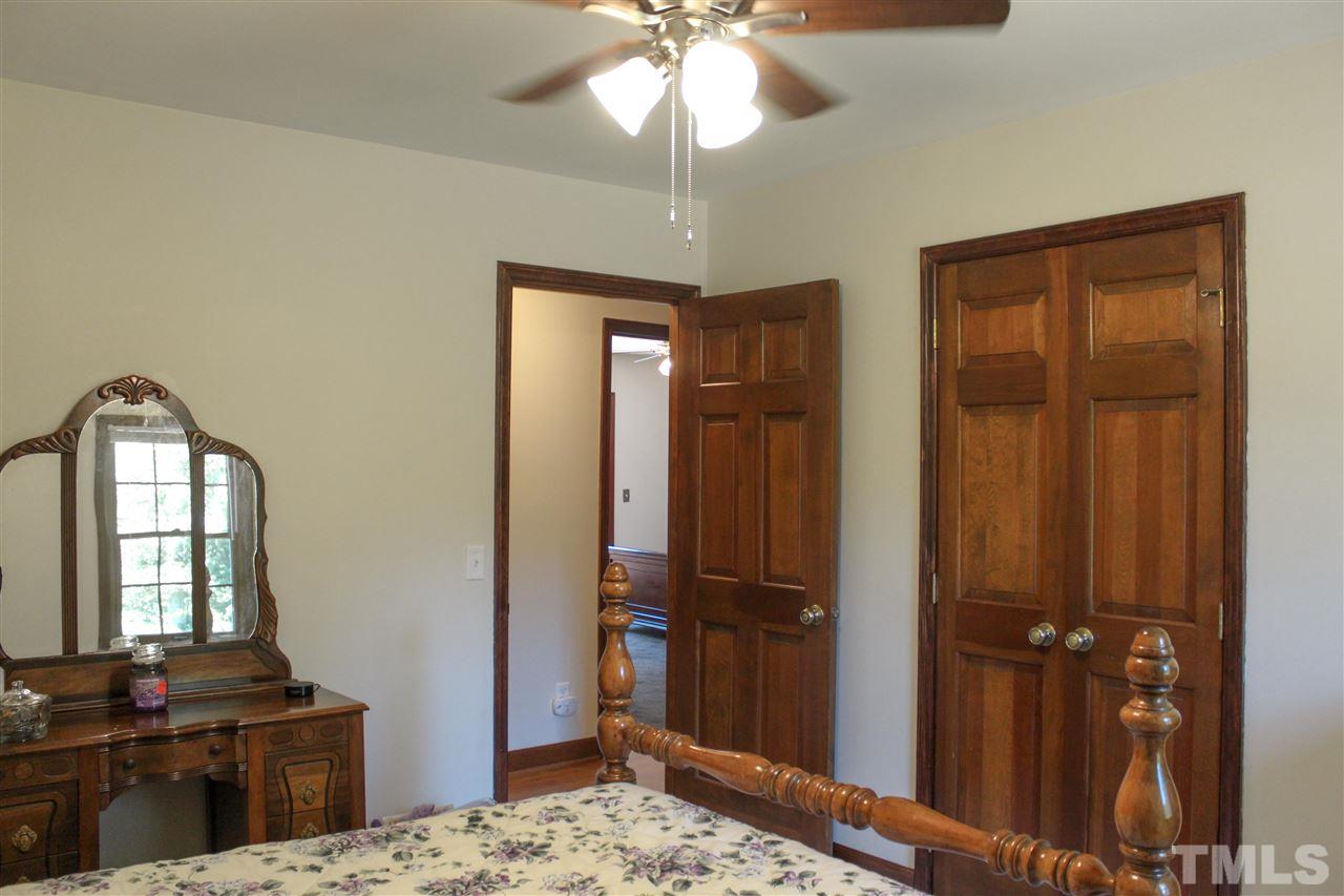 3513 Horseshoe Bend Raleigh, NC 27613 - Photo 27 of 29