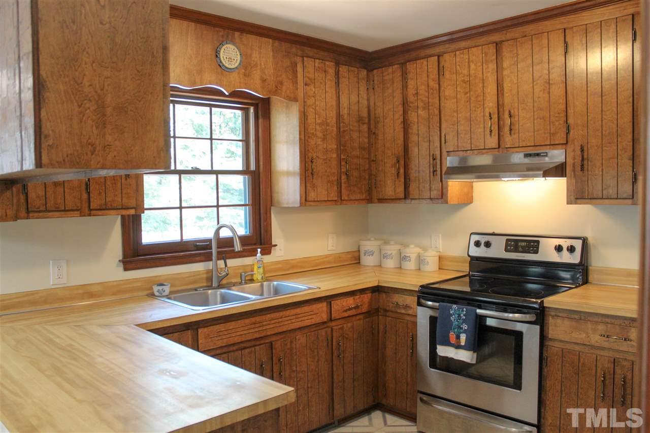 3513 Horseshoe Bend Raleigh, NC 27613 - Photo 9 of 29