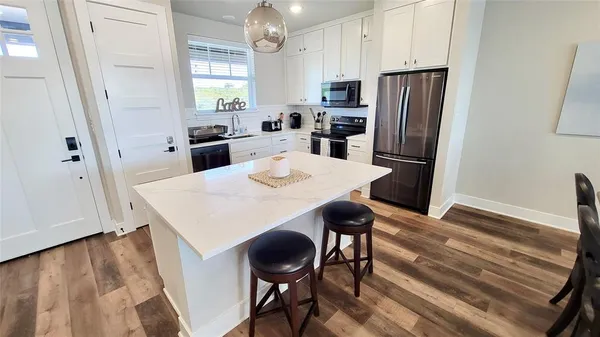 $560,000 | 3412 Scenic Point Road, Unit 305, Graford, TX 76449