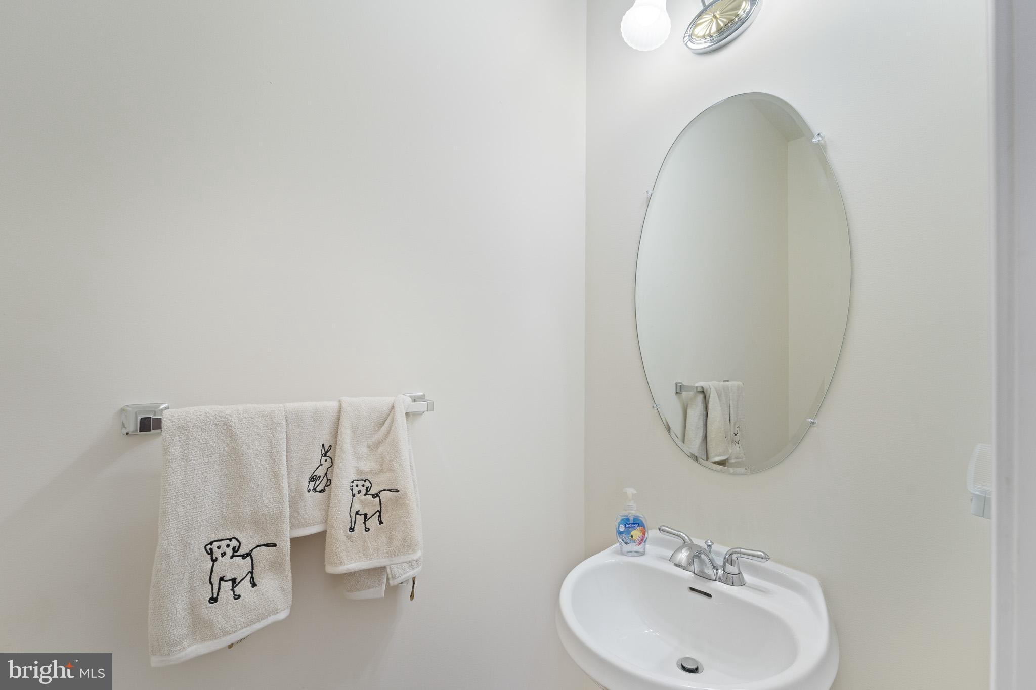 6380 Mallard Lane Lothian, MD 20711 - Photo 28 of 57 Half bath