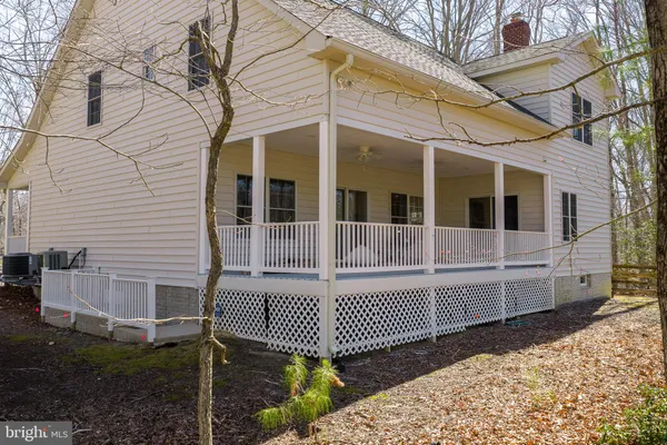 $775,000 | 6380 Mallard Lane, Lothian, MD 20711