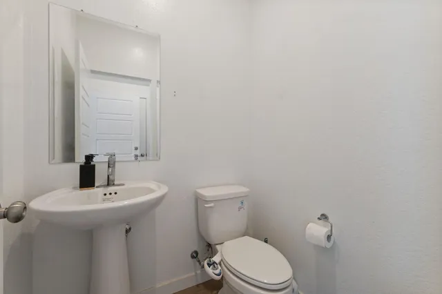 $543,000 | 7012 West Donner Avenue, Fresno, CA 93723