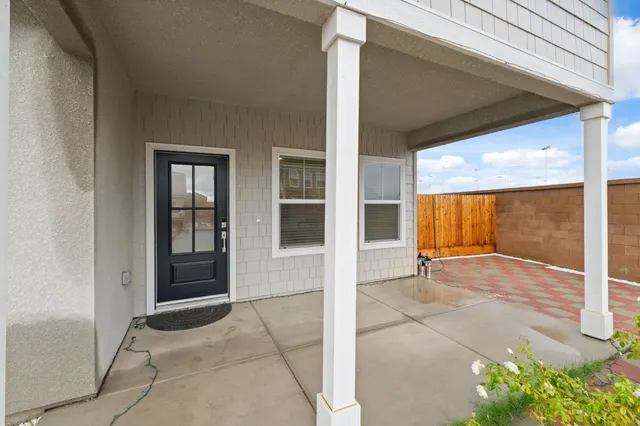 $543,000 | 7012 West Donner Avenue, Fresno, CA 93723