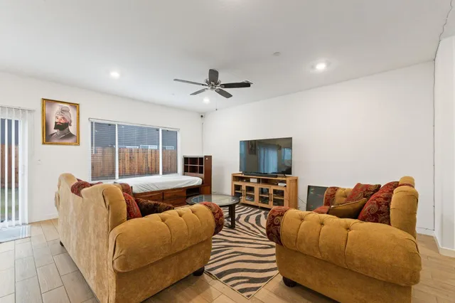 $543,000 | 7012 West Donner Avenue, Fresno, CA 93723