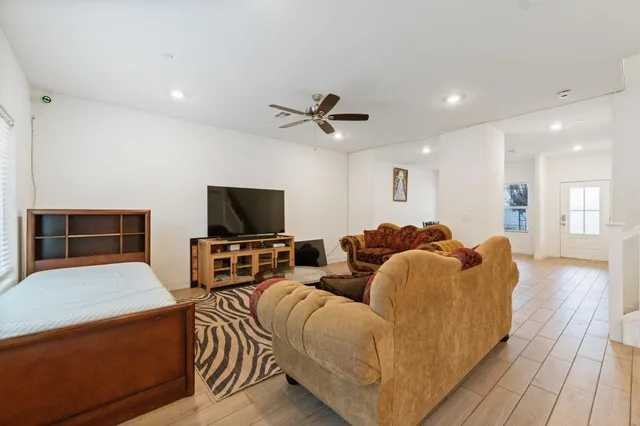 $543,000 | 7012 West Donner Avenue, Fresno, CA 93723