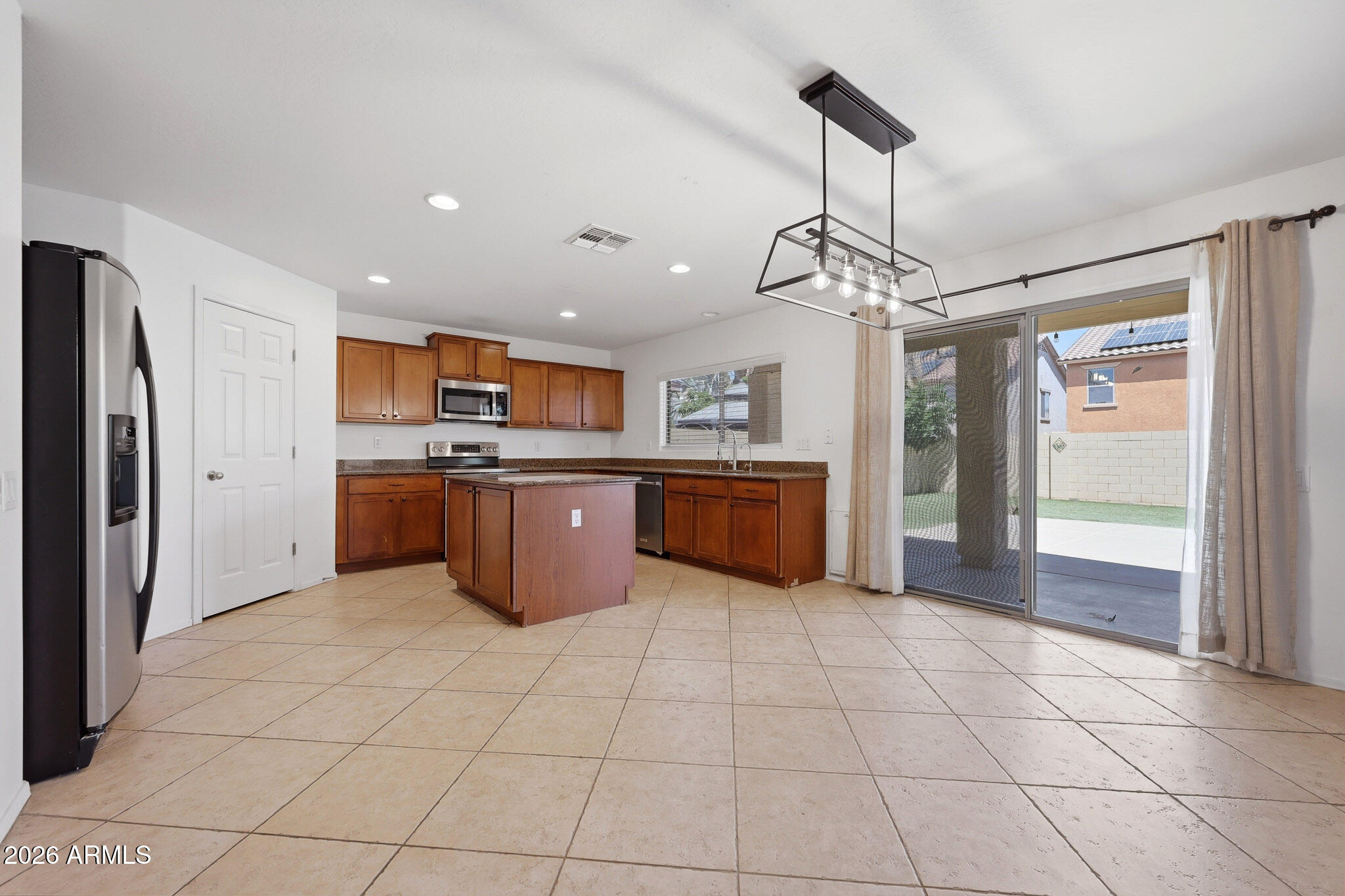 43214 West Magnolia Road Maricopa, AZ 85138 - Photo 5 of 44 Kitchen