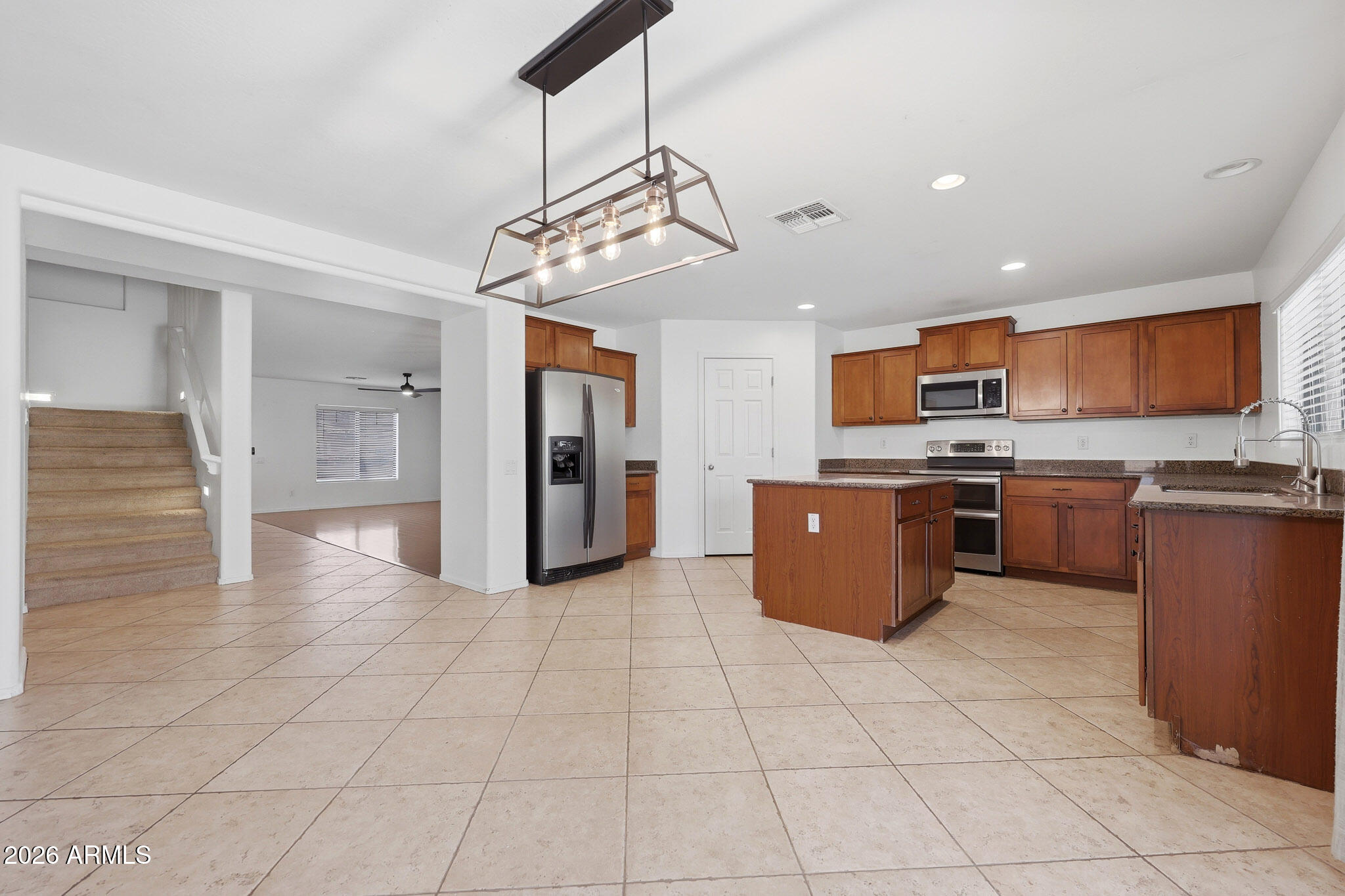 43214 West Magnolia Road Maricopa, AZ 85138 - Photo 8 of 44 Kitchen