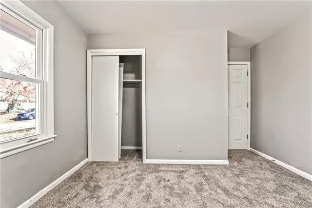 $259,500 | 1000 Stafford Drive, Pleasant Hill, MO 64080