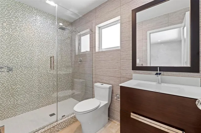 $3,999,000 | 185 Southwest 130th Avenue, Miami, FL 33182