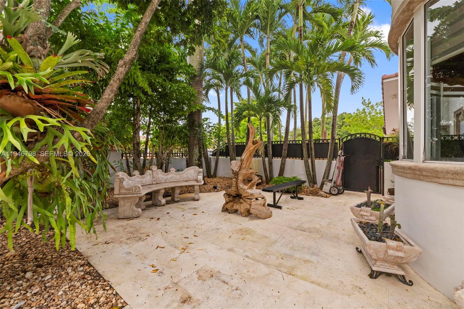 185 Southwest 130th Avenue Miami, FL 33184 - Photo 81 of 92