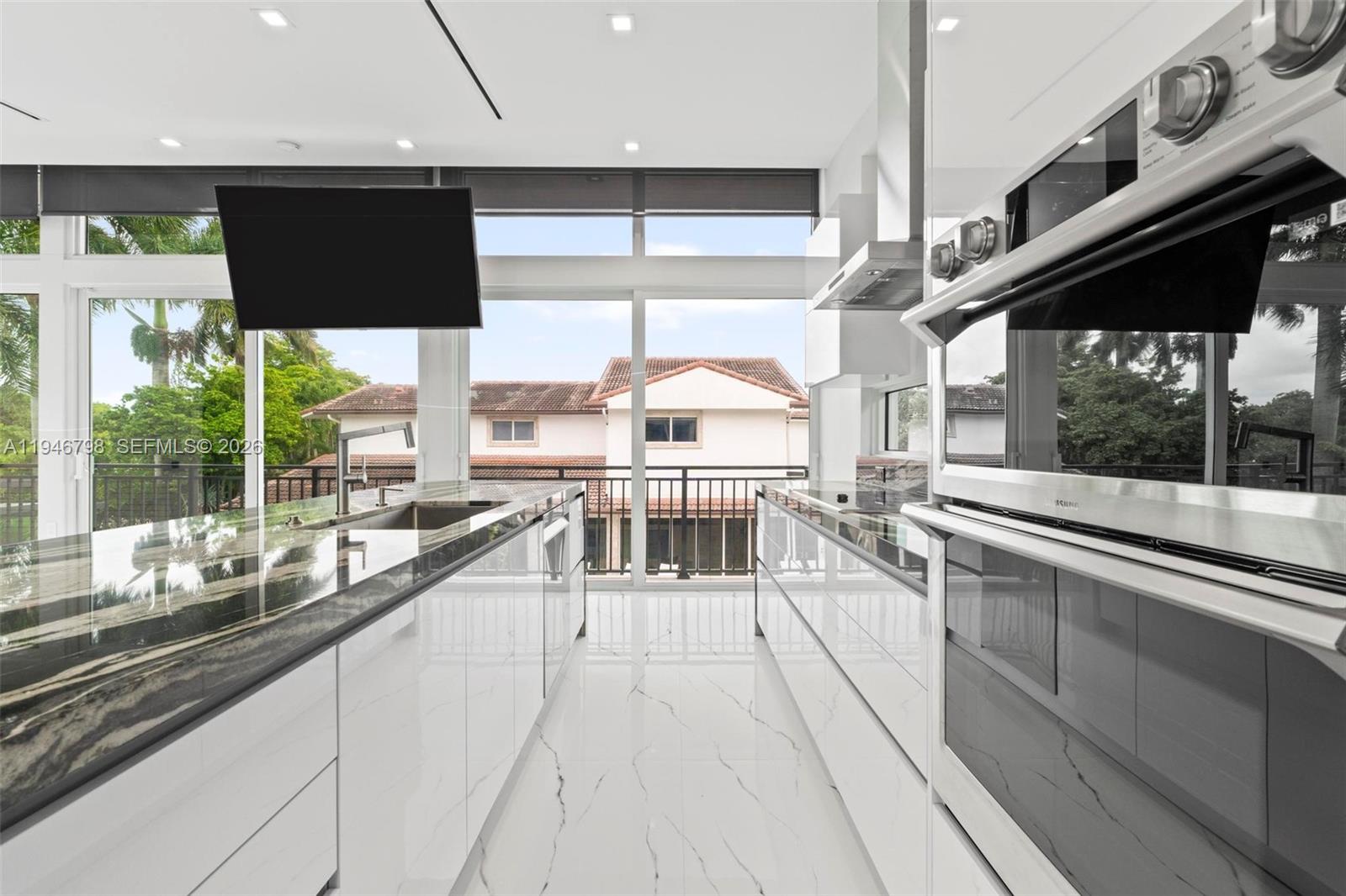 185 Southwest 130th Avenue Miami, FL 33184 - Photo 86 of 92