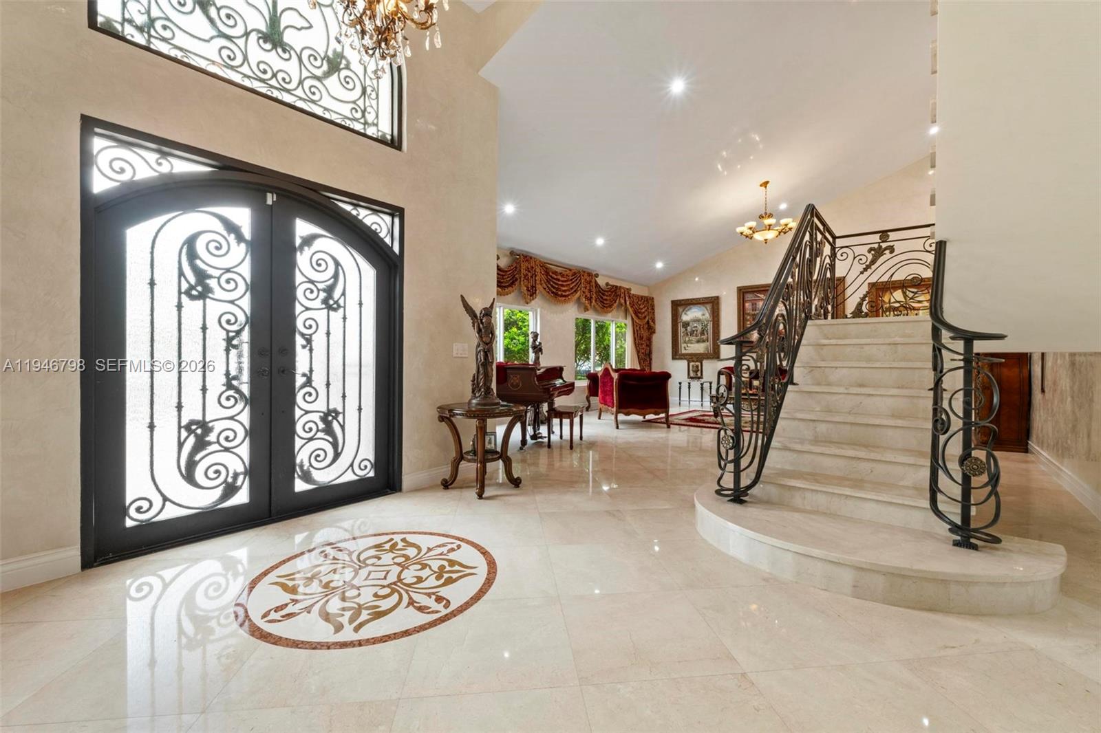 185 Southwest 130th Avenue Miami, FL 33184 - Photo 10 of 92