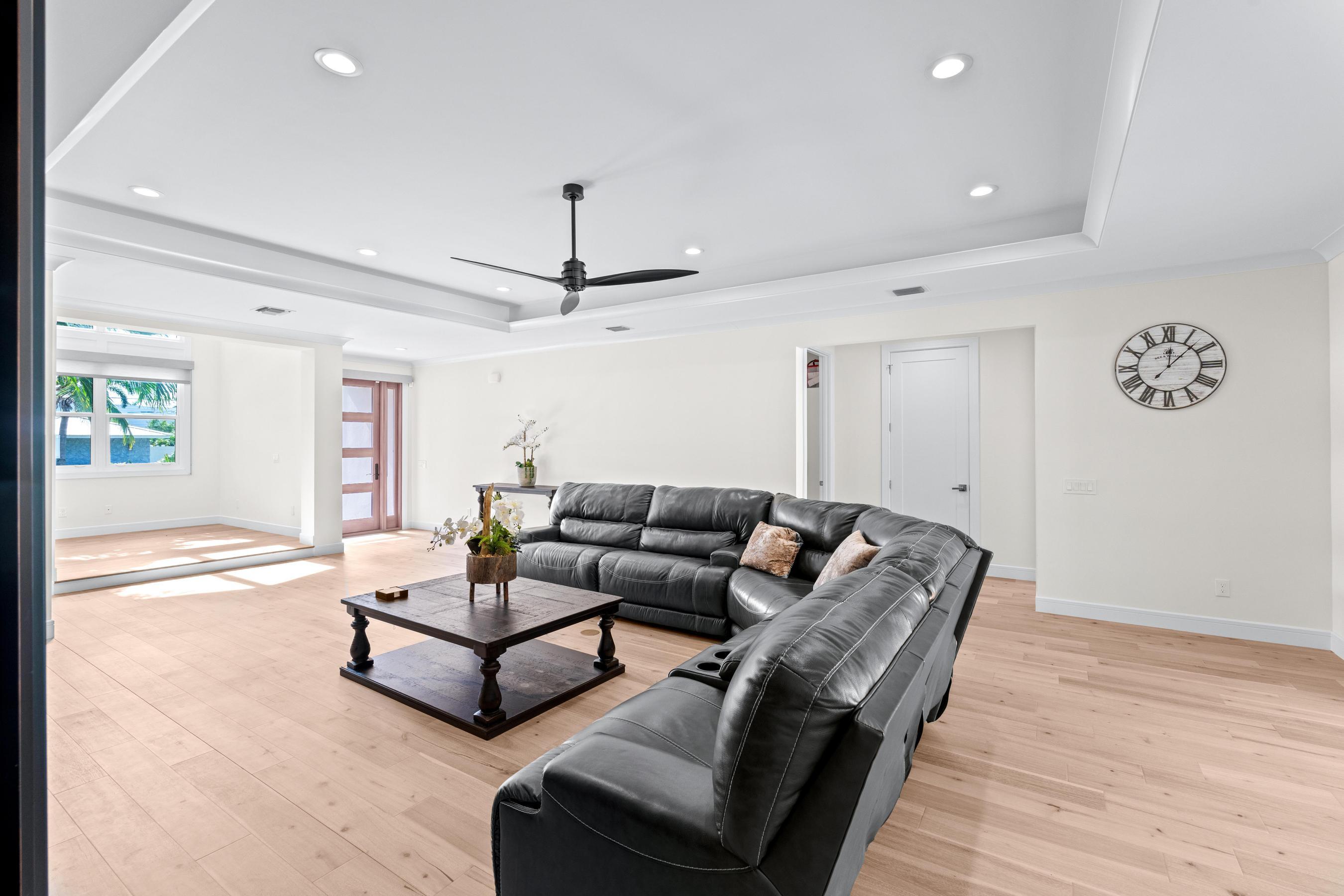1270 Singer Drive Riviera Beach, FL 33404 - Photo 10 of 29 A7402620