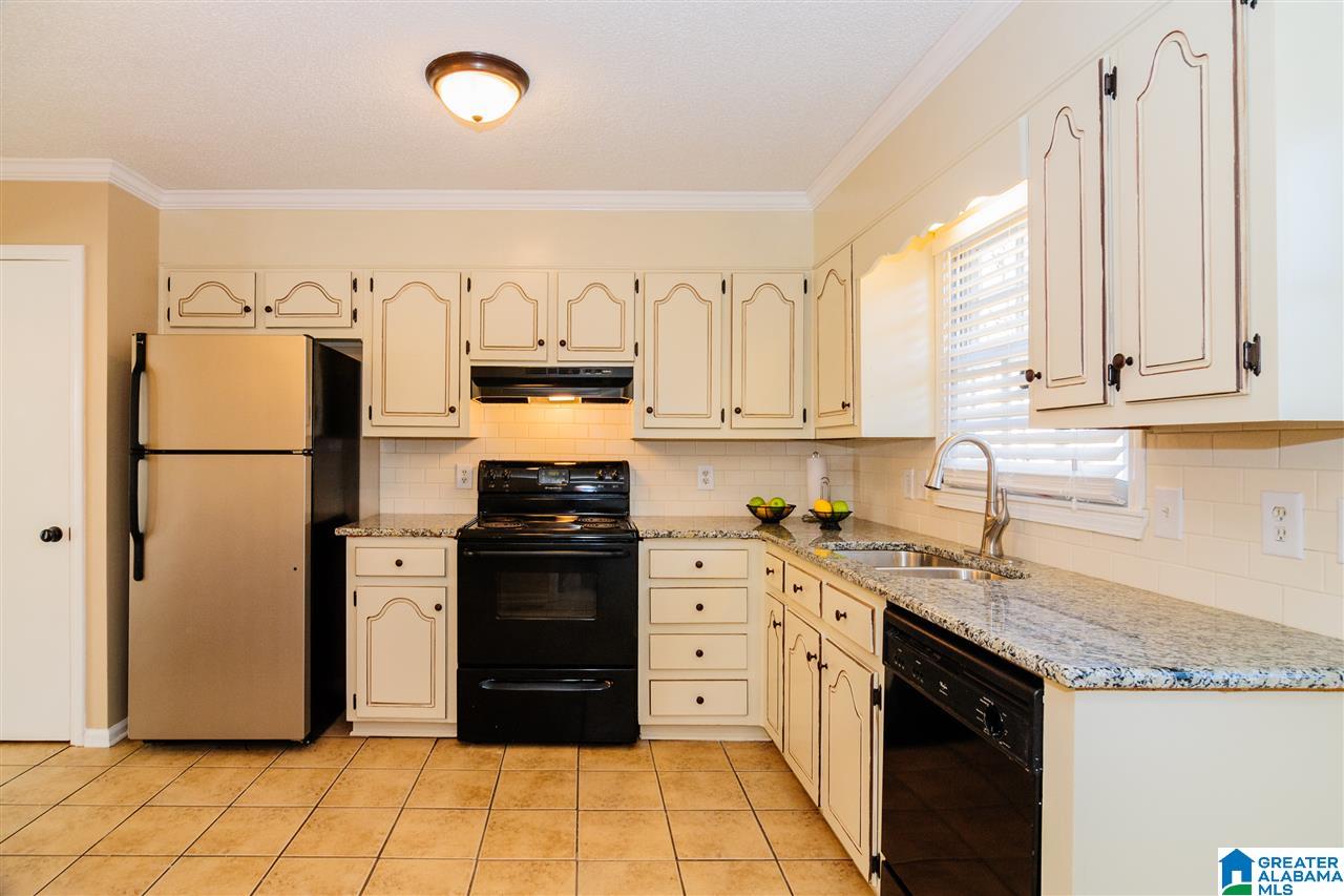 134 Top O Tree Lane Birmingham, AL 35244 - Photo 12 of 32