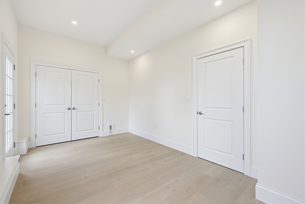 257 R Market Street, Unit C Boston, MA 02135 - Photo 39 of 41