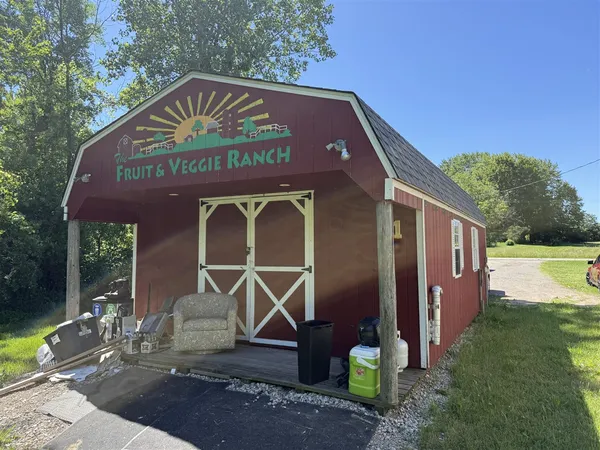 $275,000 | 6039 126th Avenue, Fennville, MI 49408