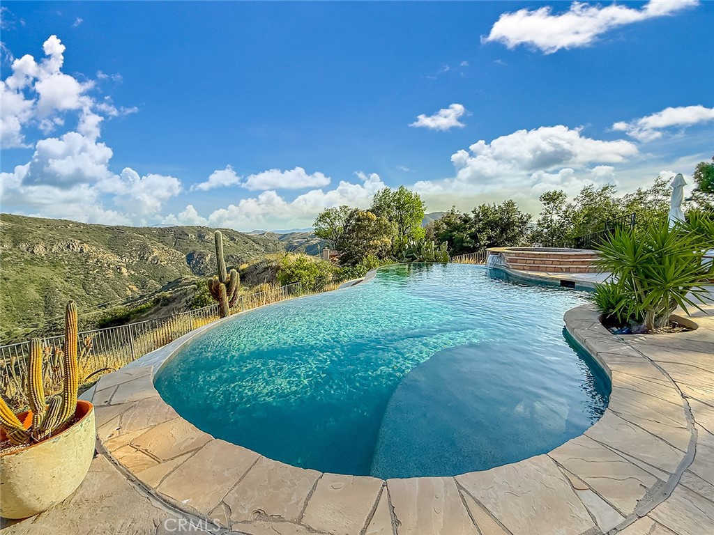 130 Dapplegray Road Bell Canyon, CA 91307 - Photo 44 of 73