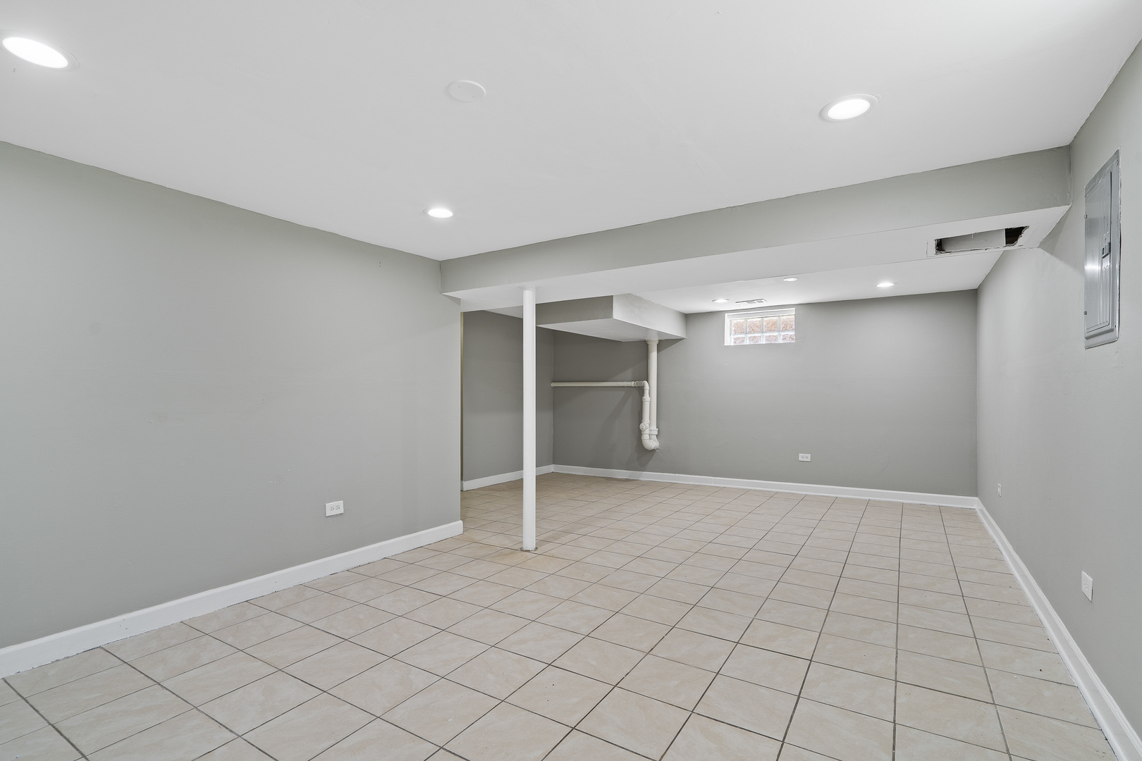 11442 South Aberdeen Street Chicago, IL 60643 - Photo 19 of 19 a view of an empty room