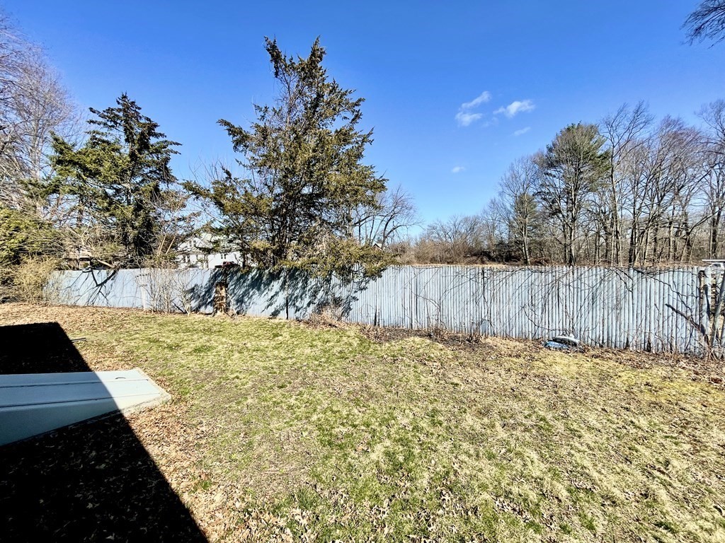 17 Vincent Drive West Springfield, MA 01089 - Photo 20 of 20