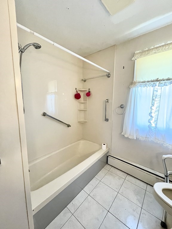 17 Vincent Drive West Springfield, MA 01089 - Photo 8 of 20