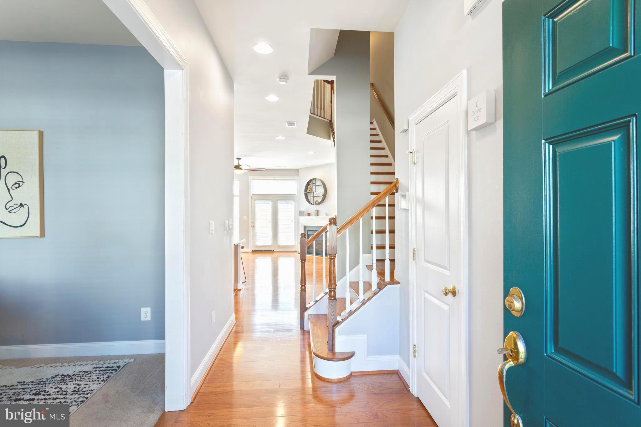 9152 Ribbon Falls Loop Bristow, VA 20136 - Photo 12 of 61 a view of entryway