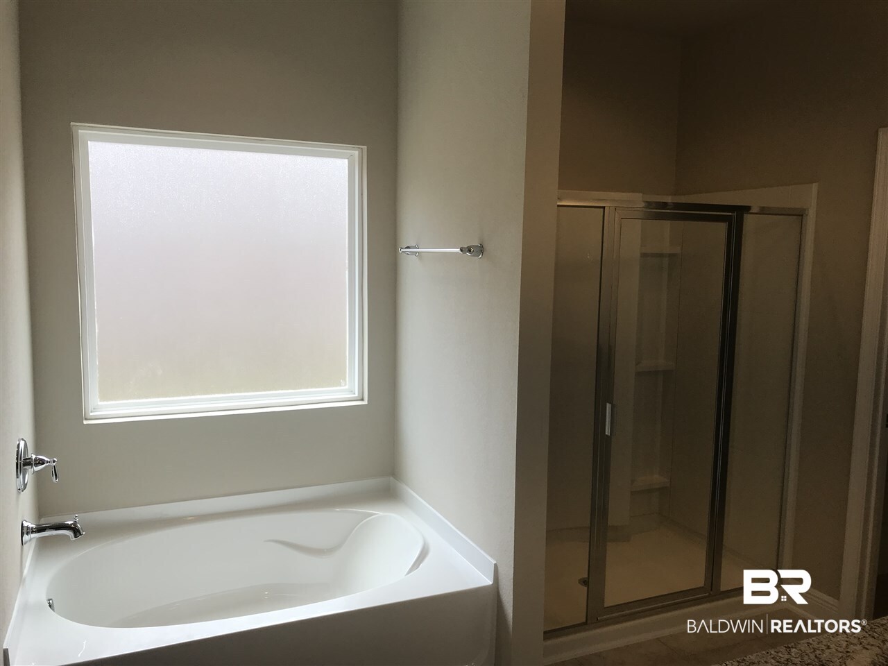 1406 Hickory Street South, Unit 5 Foley, AL 36535 - Photo 10 of 18 Master Tub and Shower