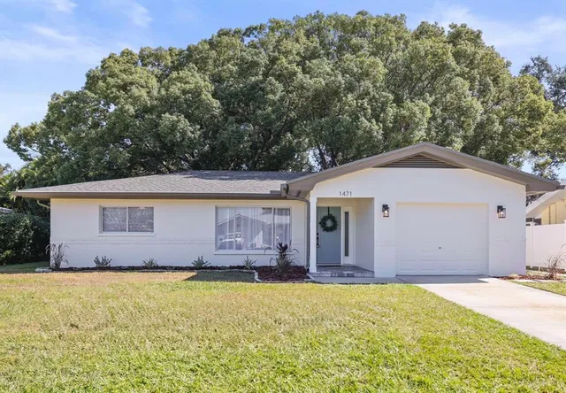 $539,900 | 1471 Gladys Circle, Dunedin, FL 34698