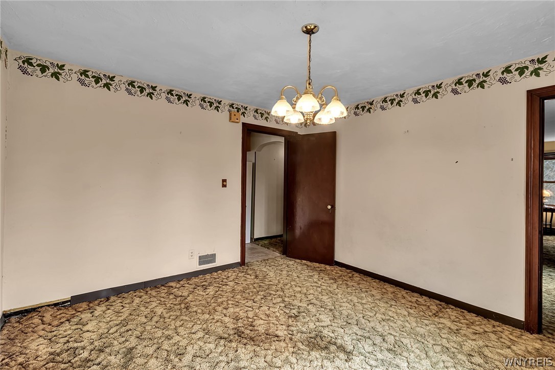 3265 South Creek Road Hamburg, NY 14075 - Photo 15 of 43