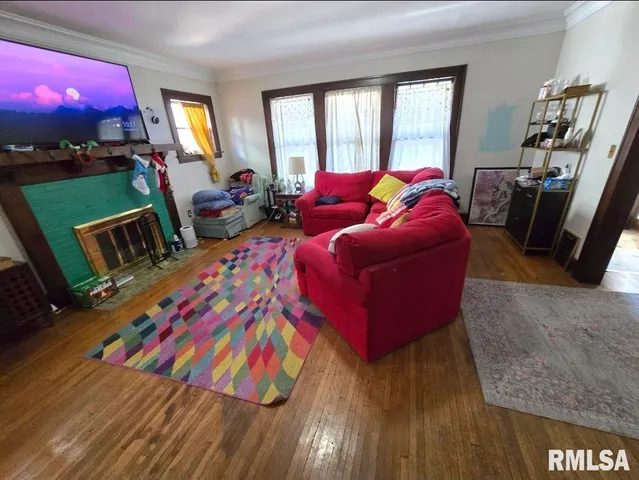 $230,000 | 1027 North Institute Place, Peoria, IL 61606