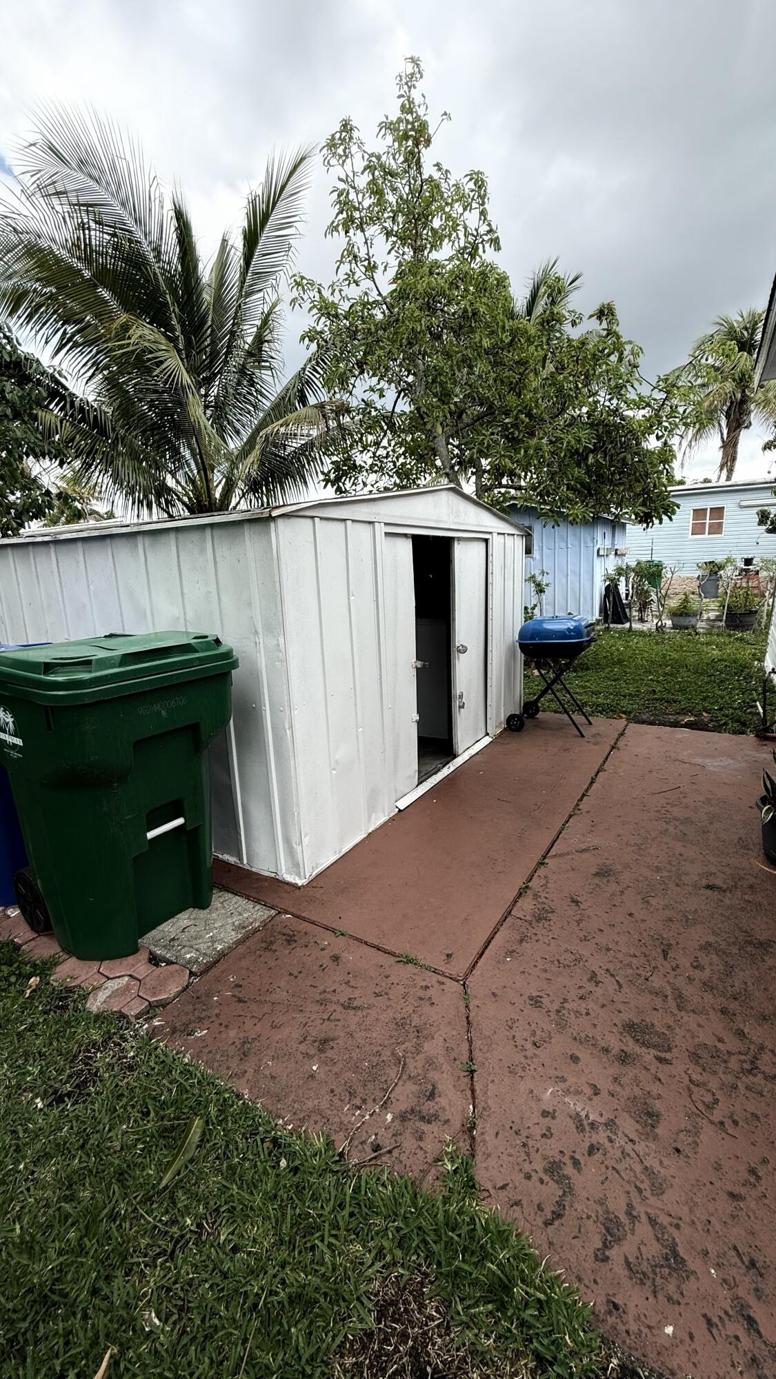 11201 Southwest 55th Street, Unit F16 Miramar, FL 33027 - Photo 15 of 24 storage (W/d)