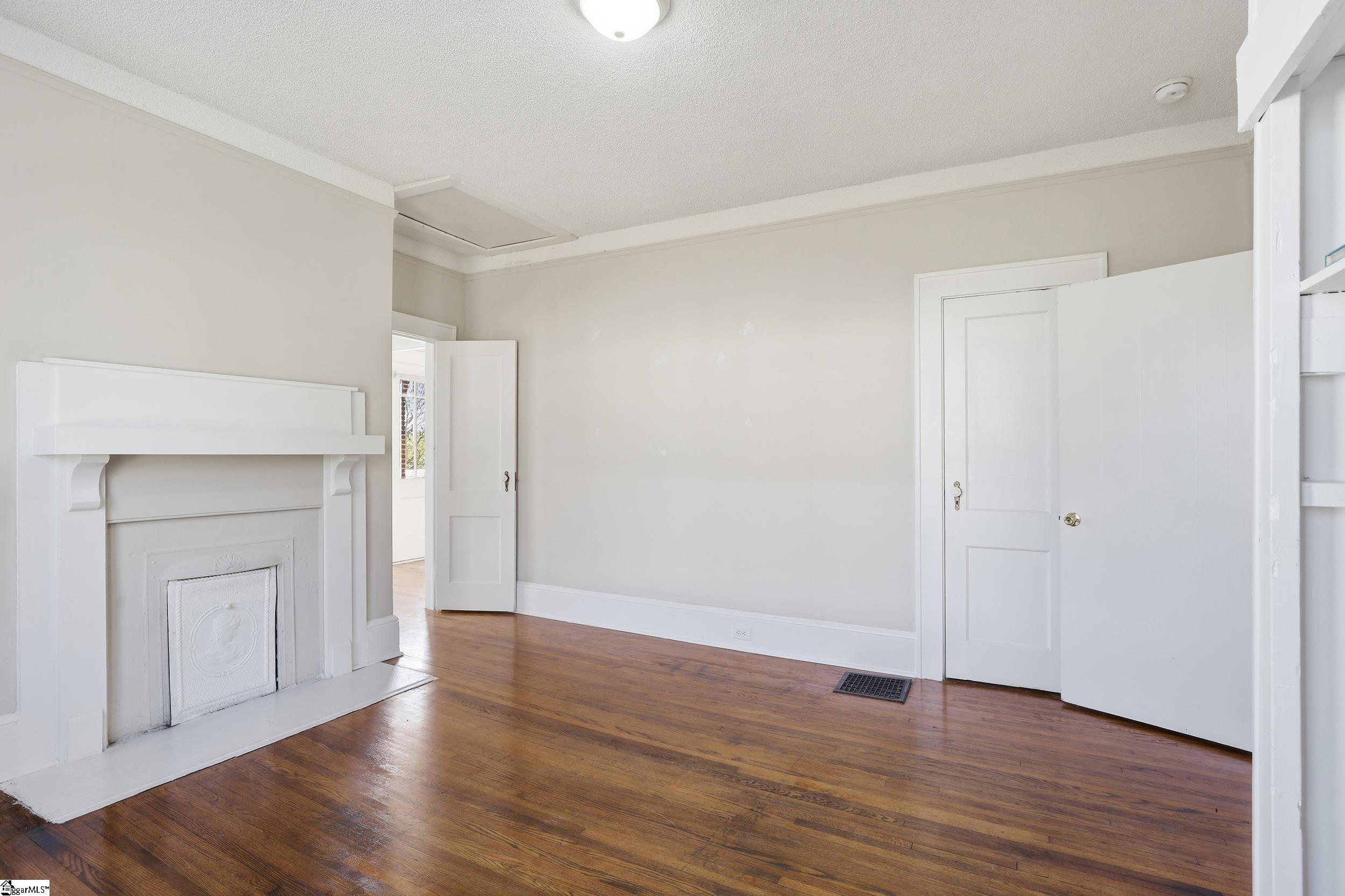 202 South 5th Street Easley, SC 29640 - Photo 12 of 30