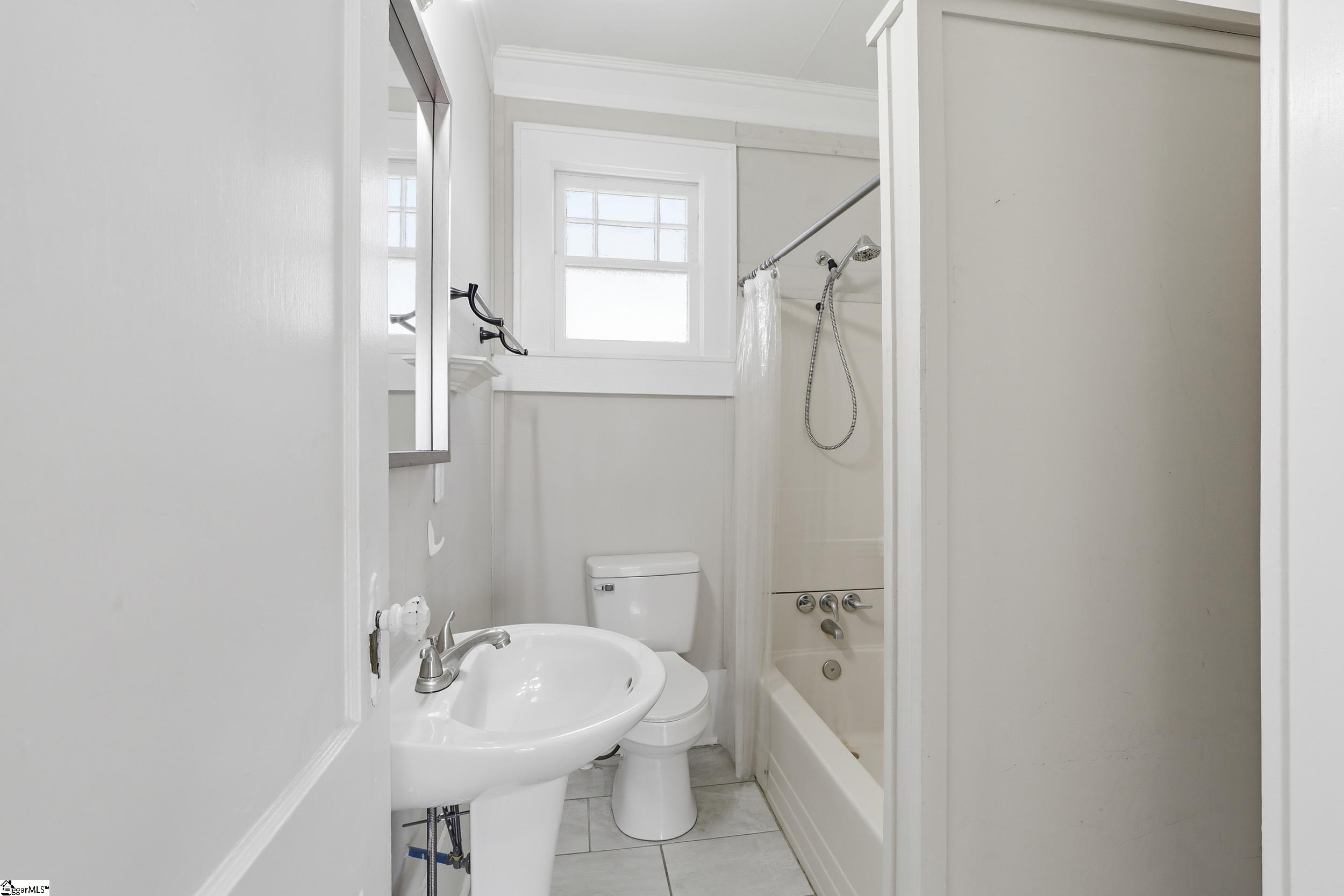 202 South 5th Street Easley, SC 29640 - Photo 20 of 30