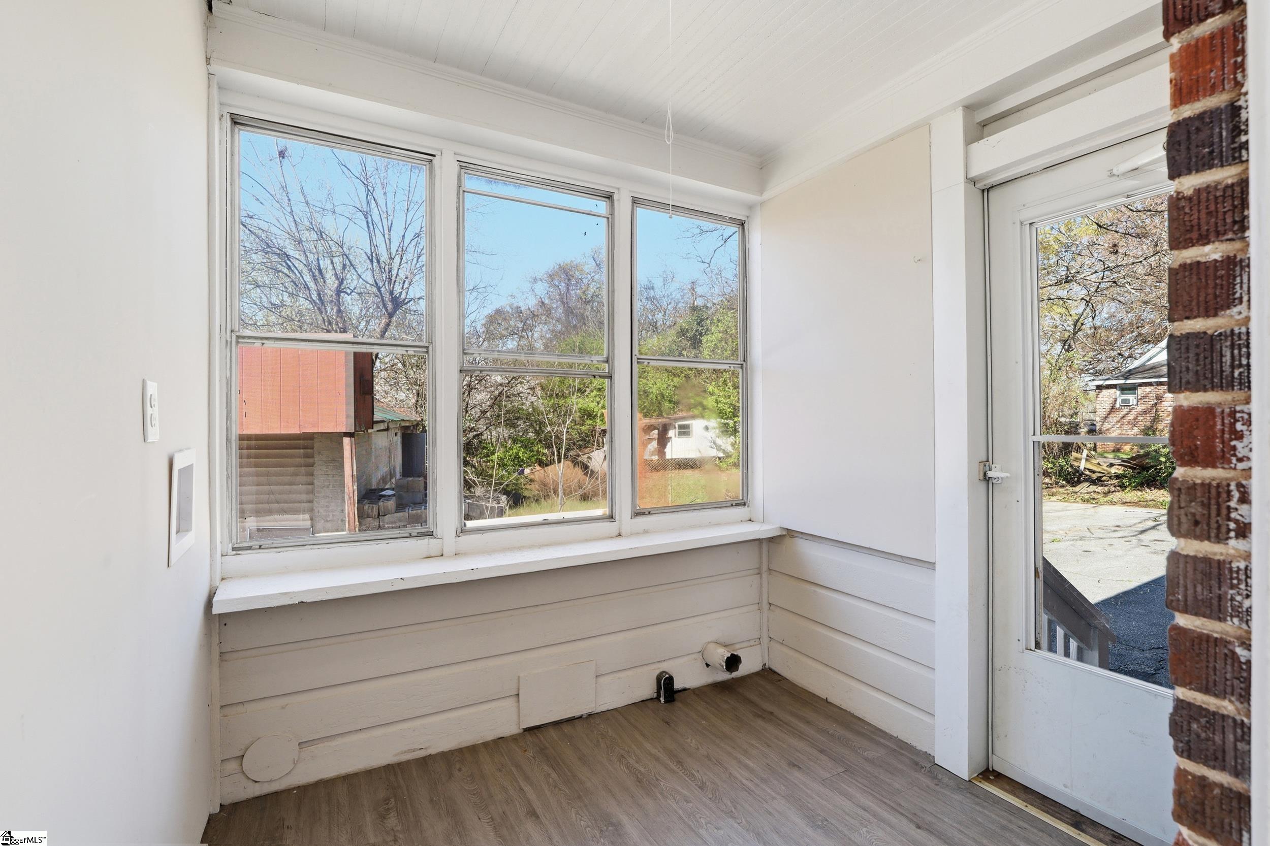 202 South 5th Street Easley, SC 29640 - Photo 23 of 30