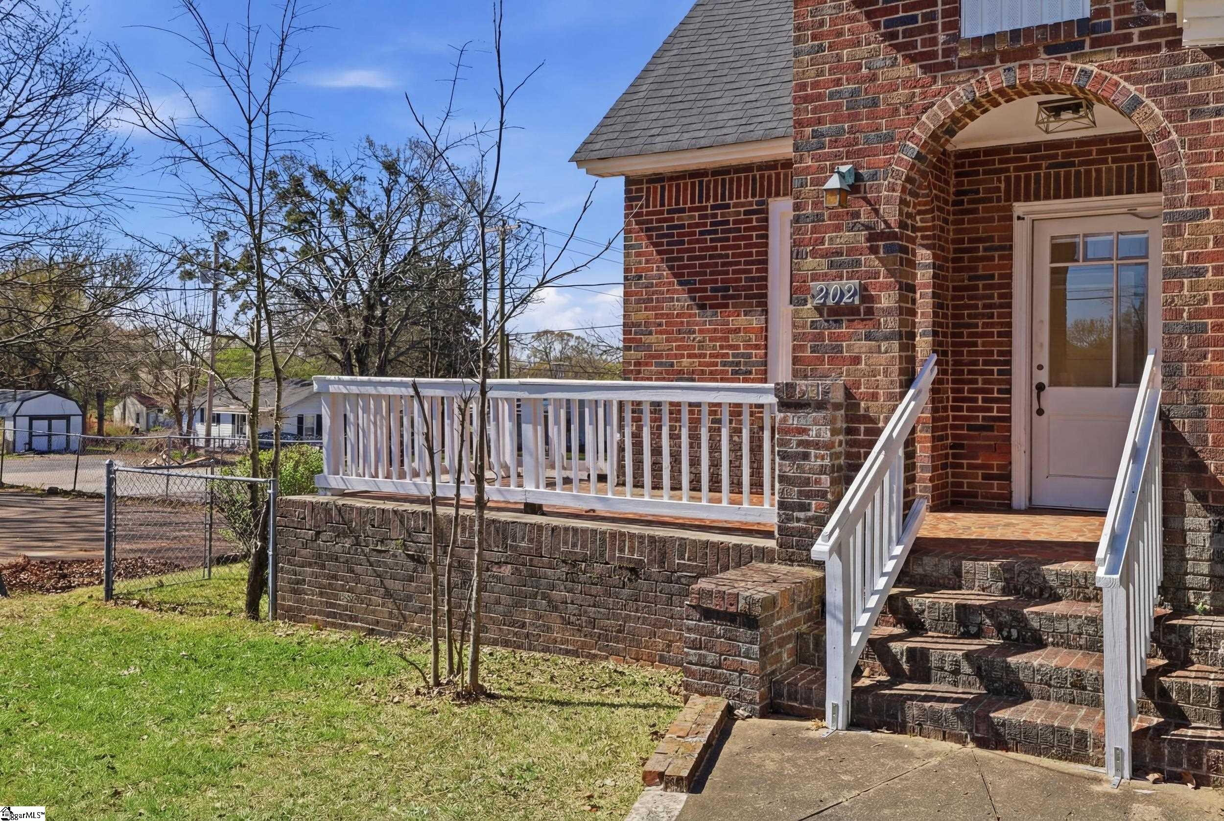 202 South 5th Street Easley, SC 29640 - Photo 29 of 30