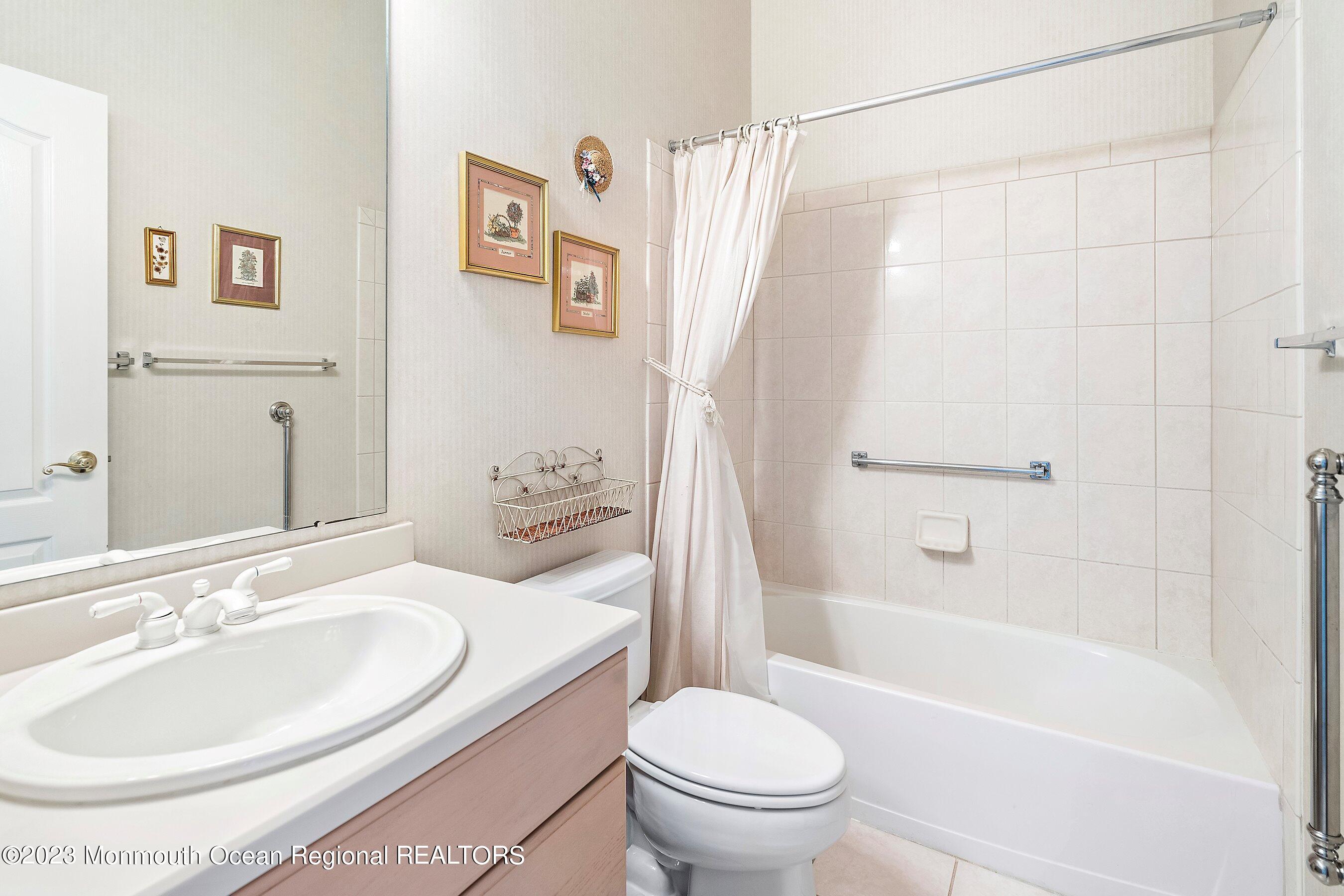 2564 Collier Road Manasquan, NJ 08736 - Photo 21 of 41 22-Bath 2