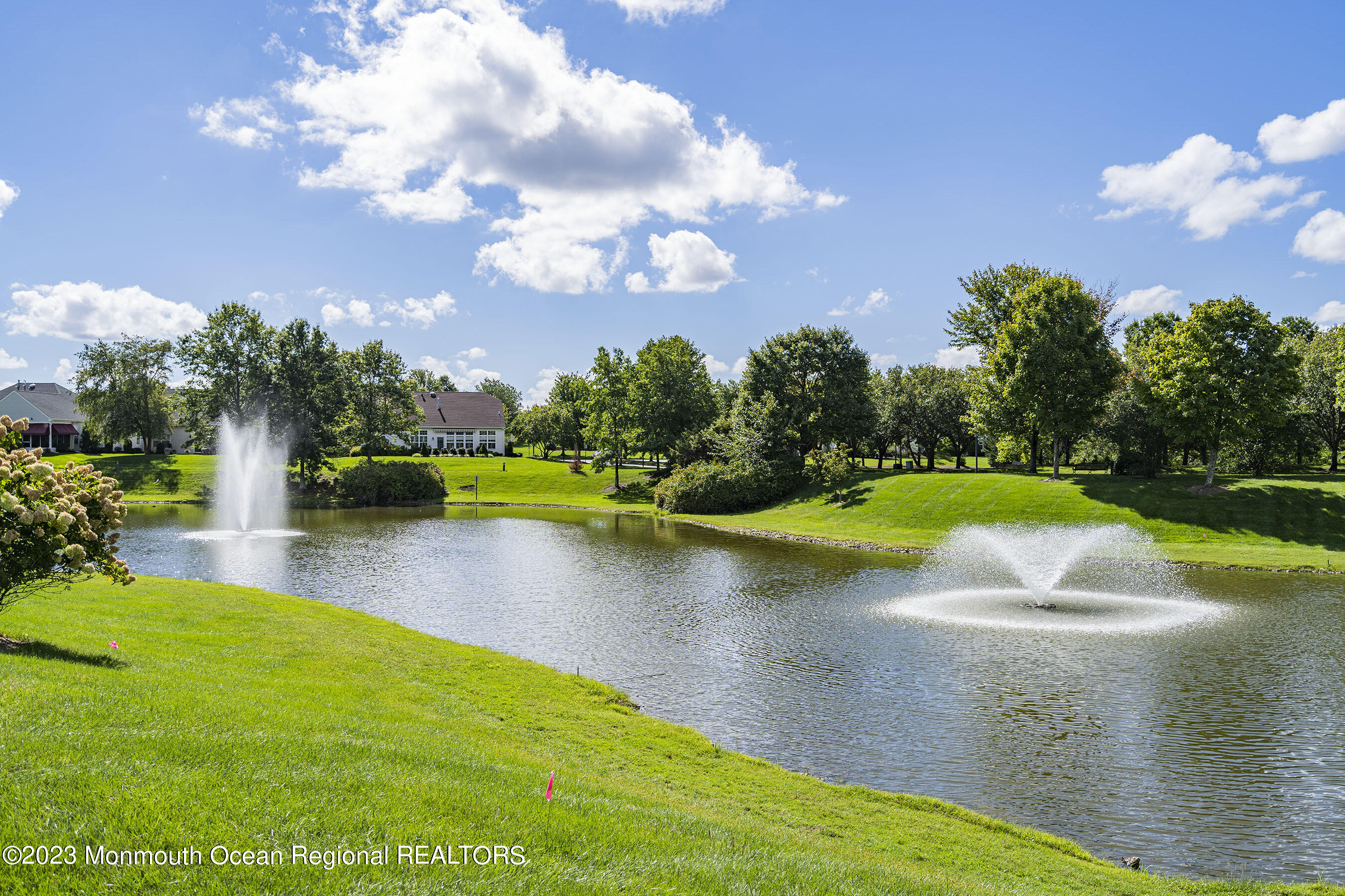2564 Collier Road Manasquan, NJ 08736 - Photo 28 of 41 Pond 921