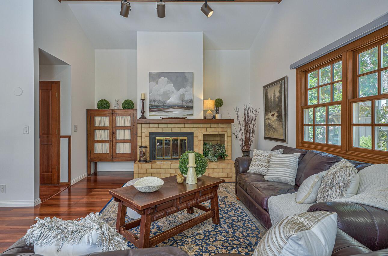10746 Country Meadows Road Prunedale, CA 93907 - Photo 13 of 75 Gallery Image 13