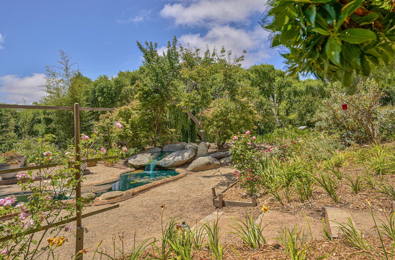 10746 Country Meadows Road Prunedale, CA 93907 - Photo 58 of 75 Gallery Image 58
