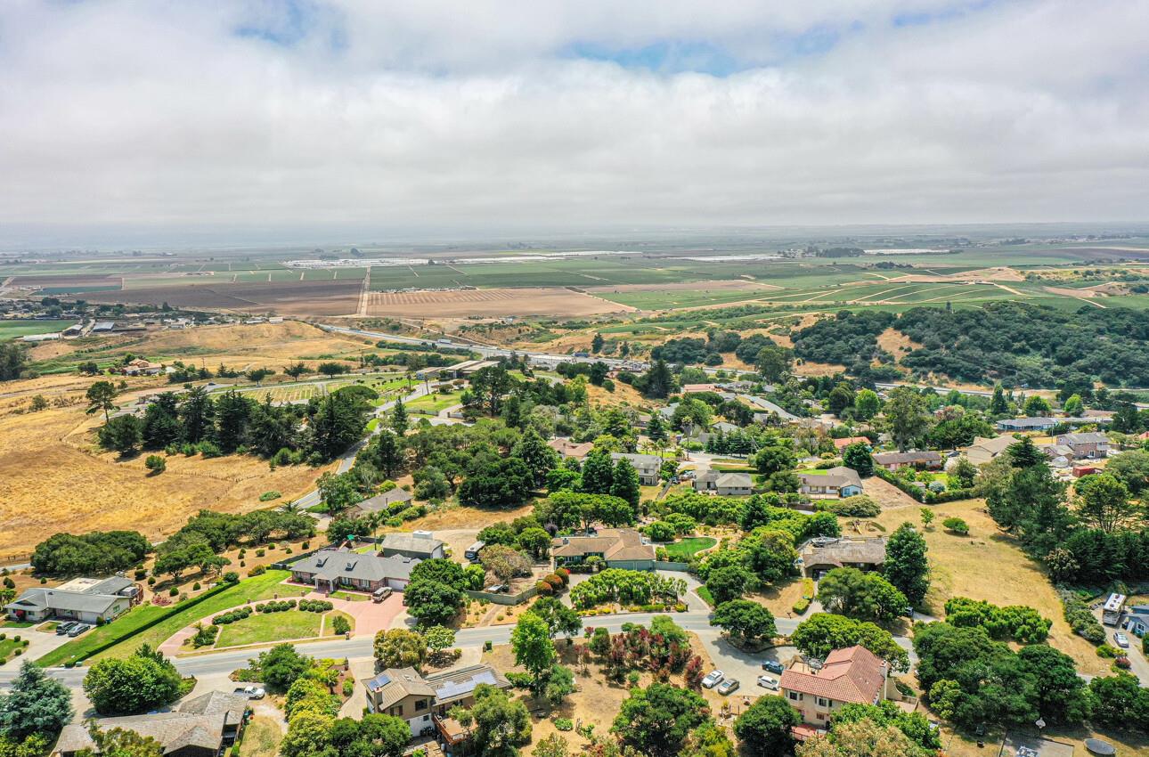 10746 Country Meadows Road Prunedale, CA 93907 - Photo 72 of 75 Gallery Image 72