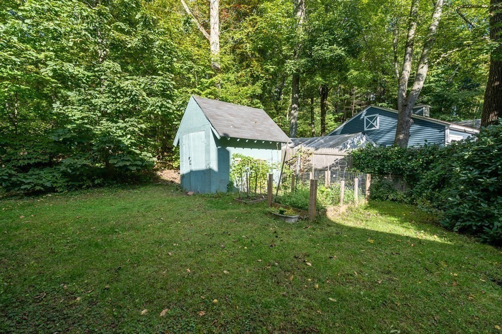12 Dawson Road Worcester, MA 01602 - Photo 27 of 34 Gallery Image 27