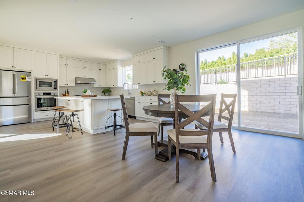 4683 Summit Avenue Simi Valley, CA 93063 - Photo 7 of 15