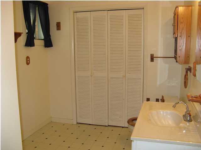 405 West Walnut Street Sylacauga, AL 35150 - Photo 8 of 24