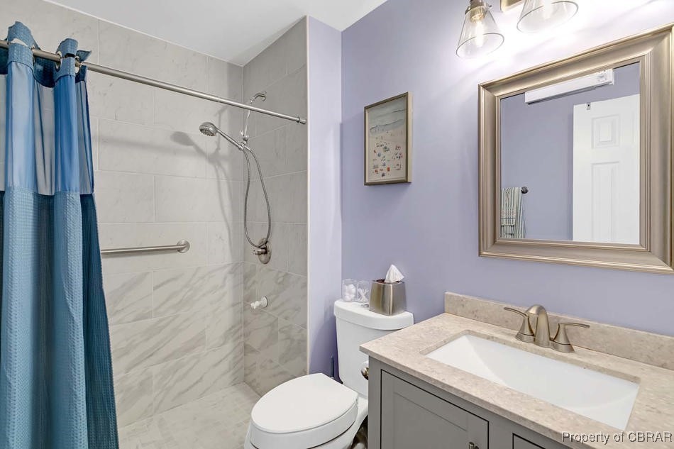10424 Indian Road Gloucester, VA 23061 - Photo 14 of 20