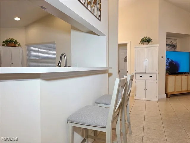 $295,000 | 2305 Summersweet Drive, Alva, FL 33920