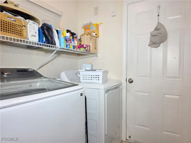 $295,000 | 2305 Summersweet Drive, Alva, FL 33920