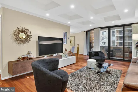 $685,000 | 4620 North Park Avenue, Unit 402W, Chevy Chase, MD 20815