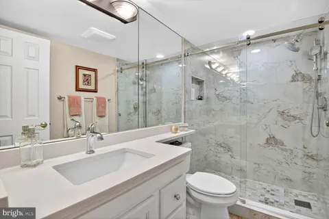 $685,000 | 4620 North Park Avenue, Unit 402W, Chevy Chase, MD 20815